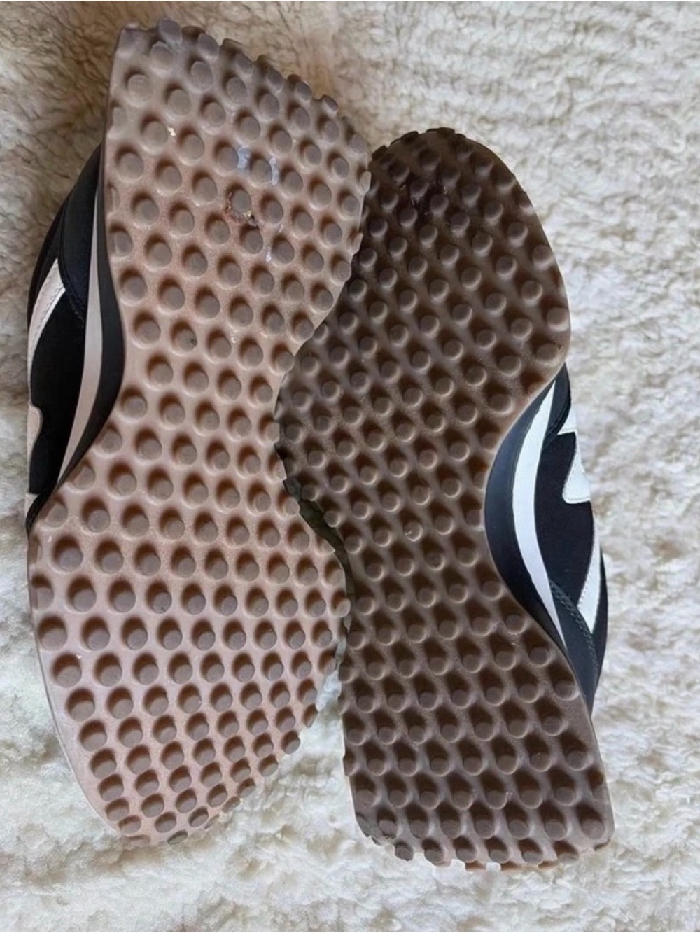Steven Madden girls Black & White Athletic Sneakers 5.5 Youth size - Picture 7 of 9